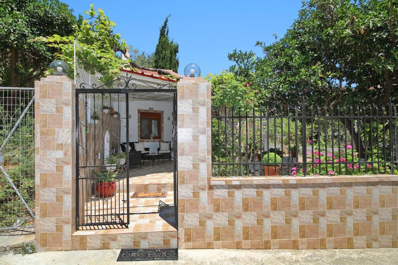 Vasia'S Small Villa Skopelos Exteriér fotografie